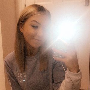 Meet your Posher, Sierra